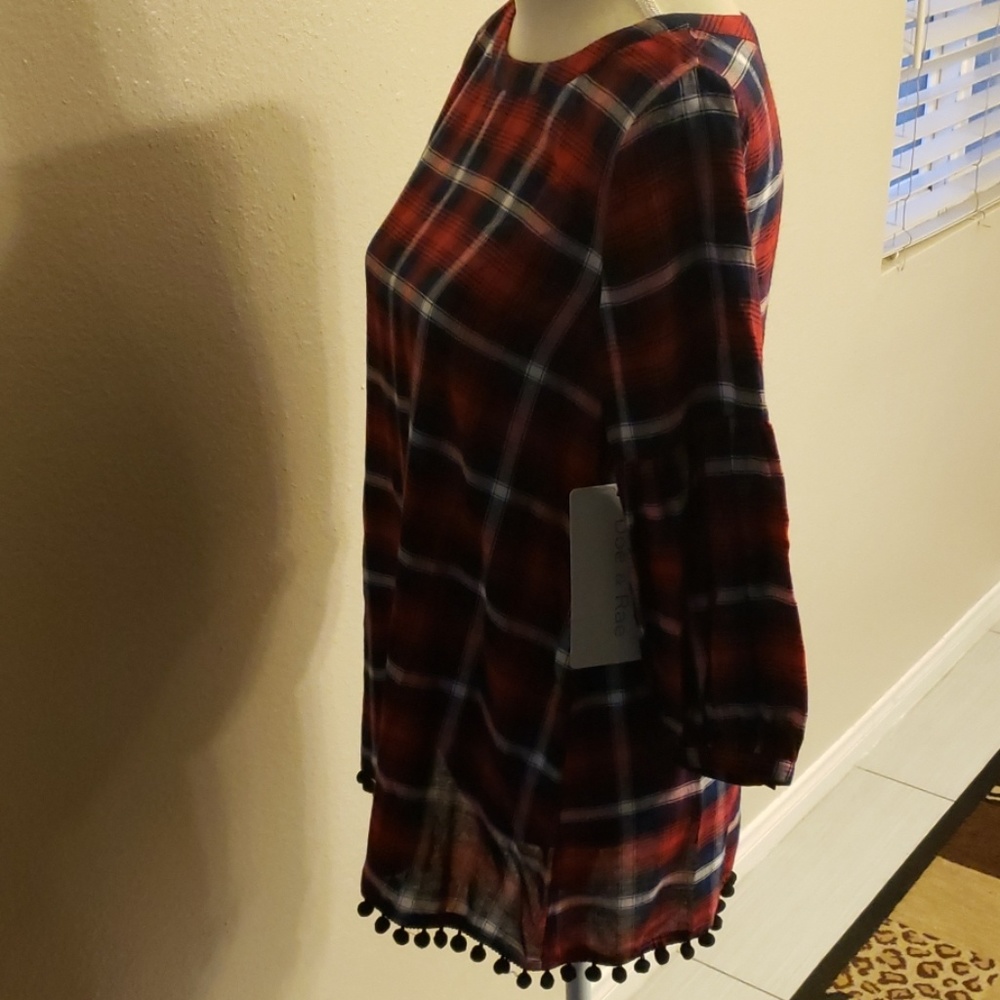 Doe & Rae checkered  top - Picture 2 of 4
